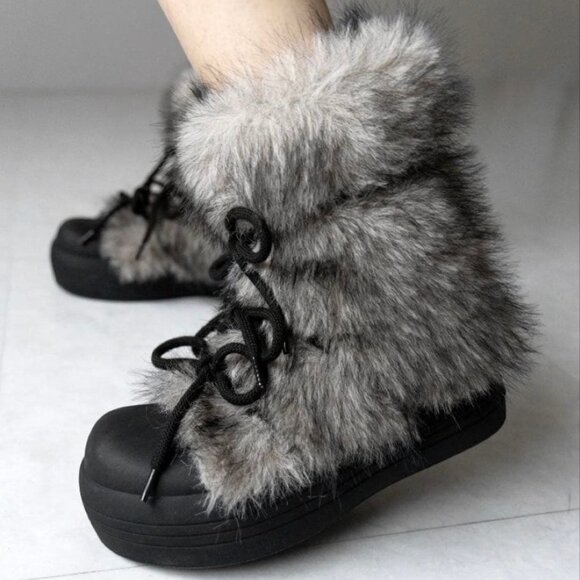 Luxury Winter Boots โ Made in Quebec ๐จ๐ฆ โ Brand New - Picture 6 of 6